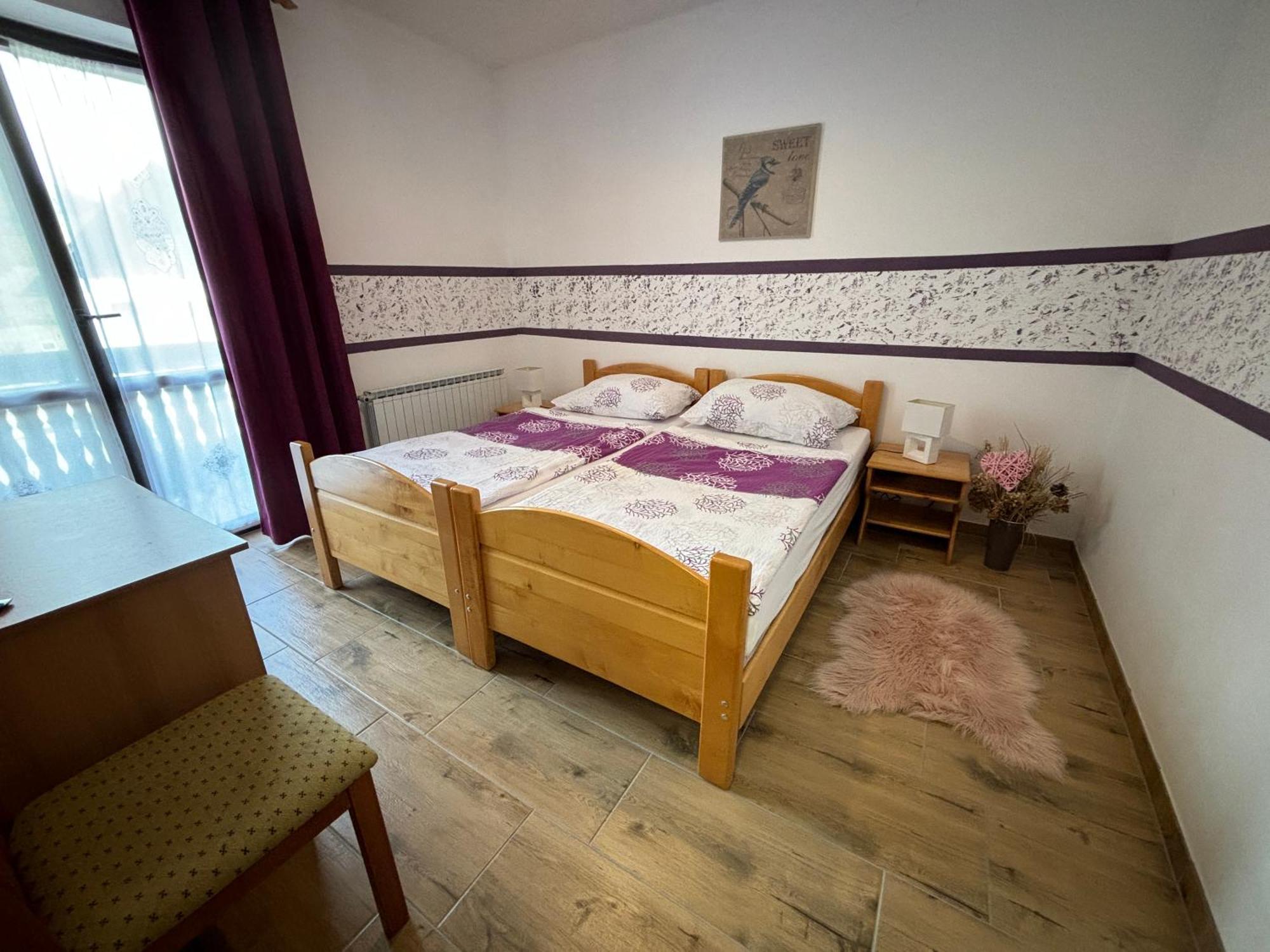 Guest House Kmecki Hram Fortuna Idrija Exterior photo